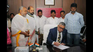 Enhanced passenger services top priority: APSRTC chief