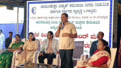 Work honestly, serve people well: CESC chief to recruits