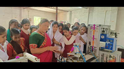 ‘Pad Wali Mukhiya’ of Bhojpur leads menstrual hygiene drive