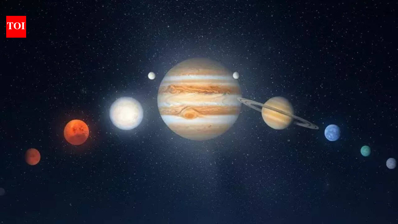 Dubai planetary parade today: Jupiter, Saturn and 4 more planets visible — Where and how to watch?