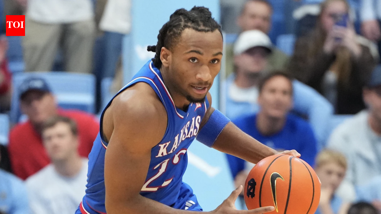 Is Darryn Peterson playing today? Bill Self sends clear message on Kansas star’s availability