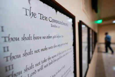 US appeals court clears way for Ten Commandments displays in Louisiana classrooms