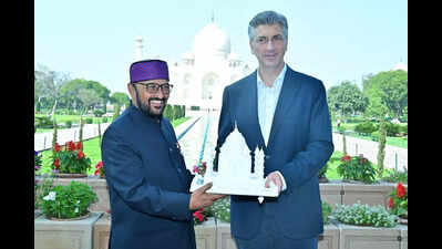 Croatian PM Andrej Plenković visits Taj Mahal, Agra Fort