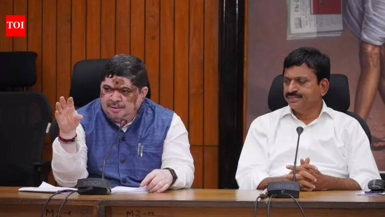 Congress slams Centre for ‘excluding’ opposition from AI summit