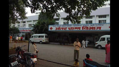 PCMC’s opposition leader flags security concerns at YCMH over missing metal detectors, baggage scanning machines