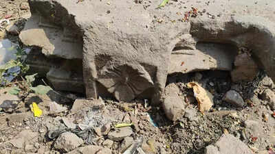 Yadava-era stone pillar remains found in Hinganghat: Researchers