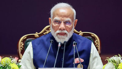 ‘Gandi Aur Nangi Rajneeti’: PM Modi Slams Congress Over ‘Shirtless’ Protest At AI Summit