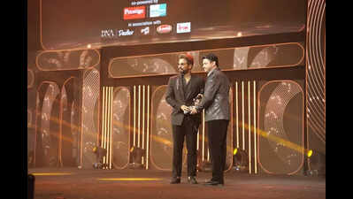 Pushpa ‘wildfire’ at Filmfare