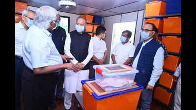 Venom milking: State SRI India’s 2nd authorized hub