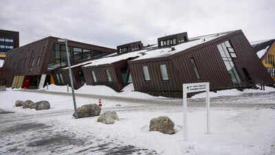  Greenland, Denmark reject Trump's hospital ship offer