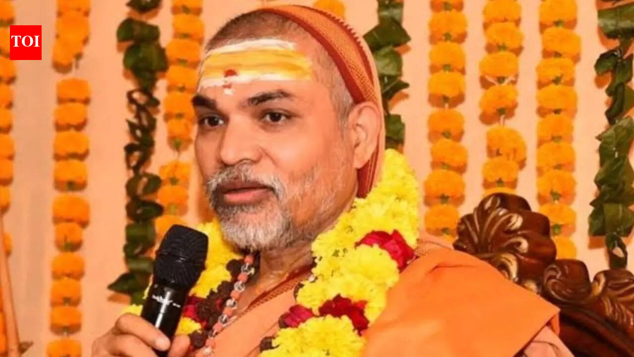 'Sexual abuse charge fabricated': Swami Avimukteshwaranand responds to POCSO FIR, says 'boys never entered our Gurukul'