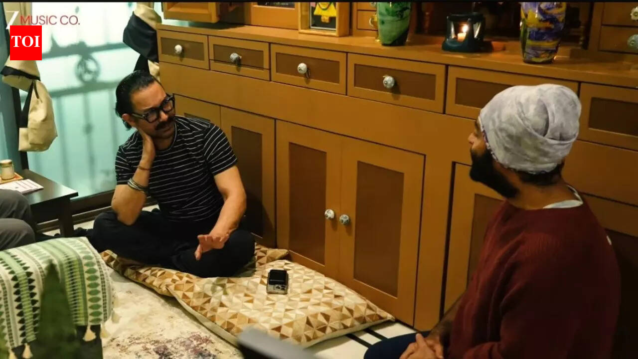 Aamir Khan and Arijit Singh’s ‘Ek Din’ song OUT: Actor requests singer to rethink his decision in this BTS Murshidabad visit