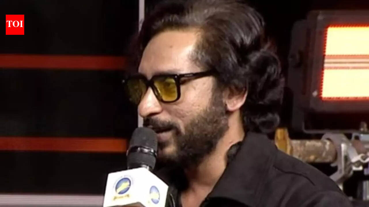 RJ Balaji clarifies ‘Karuppu’ was written only for Suriya; Director ends Vijay speculation