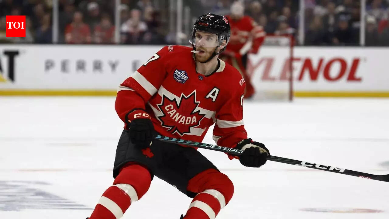 McDavid, Crosby Lead Canada's NHL Return Parade