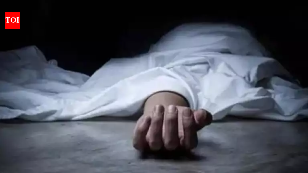 Girl, grandmother stabbed to death by youth near Pollachi