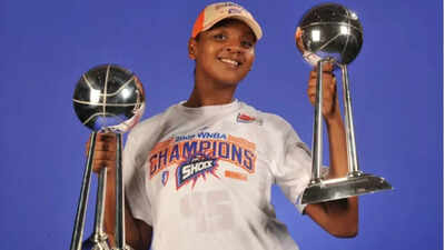 Former Detroit Shock champion Kara Braxton passes away, WNBA issues statement