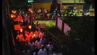 Mirabag villagers lay siege to Sanvordem panchayat over bandhara