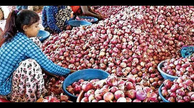 Onion farmers stage agitation at Chandwad APMC to protest drop in wholesale prices