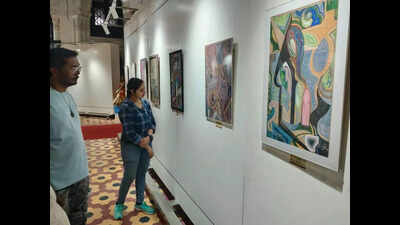 Artist Prithvi Nath Bhargava’s paintings showcased at exhibition