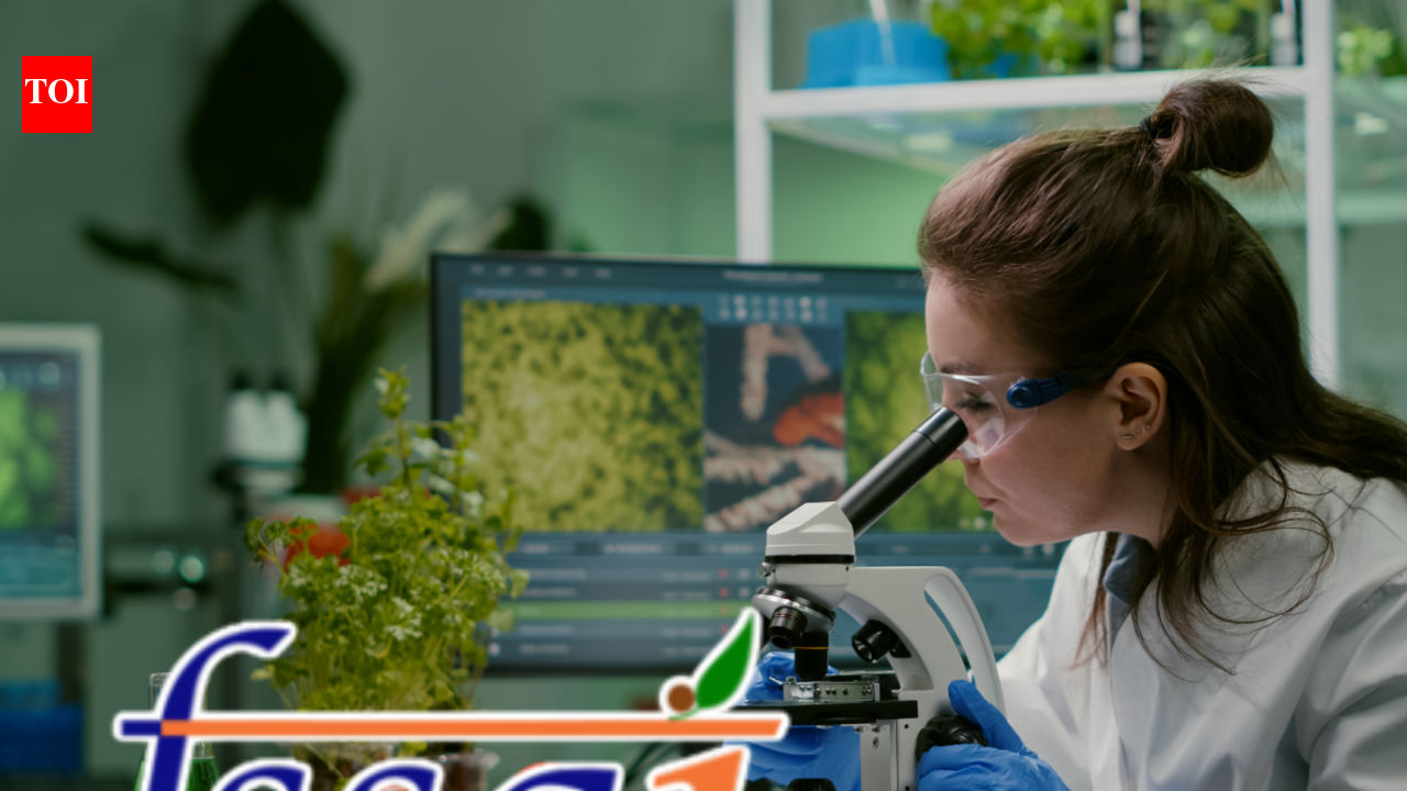 Hack of the day: Check food safety licence of restaurants (FOSCOS portal)