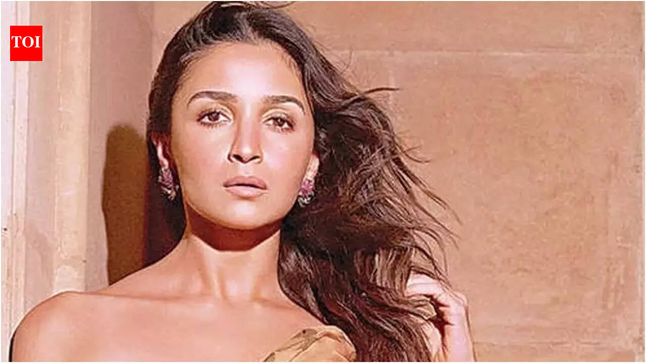 Alia Bhatt and Sharvari starrer ‘Alpha’ heads to theaters; the makers reject a Rs 215 crore OTT deal- reports