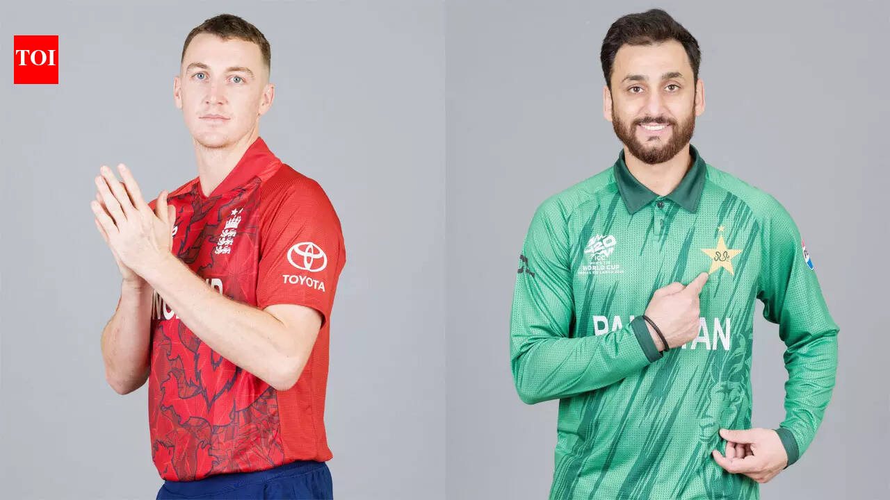 PAK vs ENG Live: Pakistan under pressure in must-win clash vs England