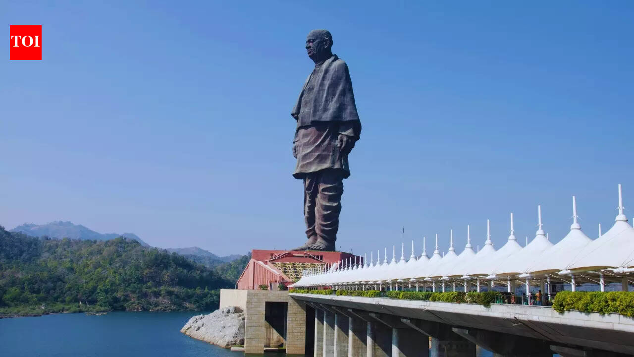 10 tallest statues in the world travellers need to add to their travel wish-list