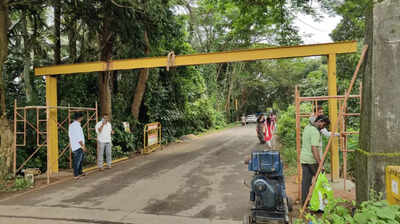 GSIDC fixes height barrier at Gaundalim bridge