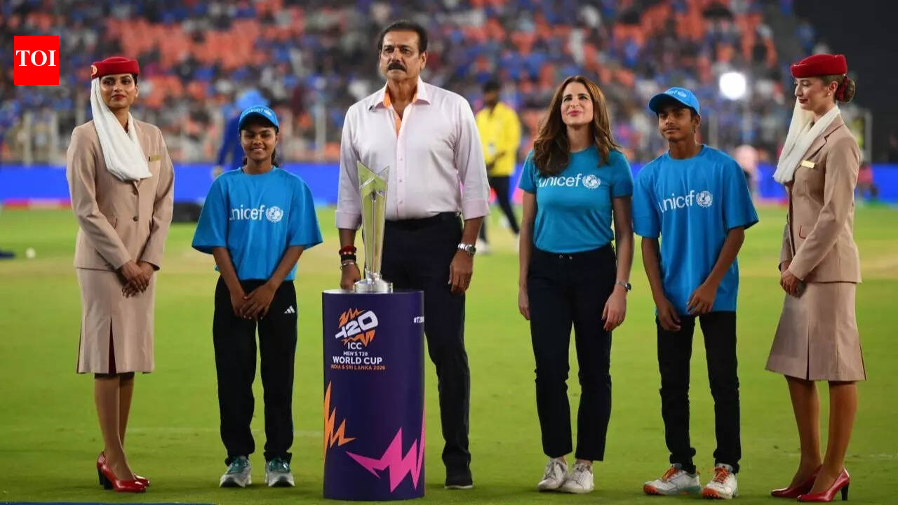 WC trophy walkouts with ICC-UNICEF for child’s right to play