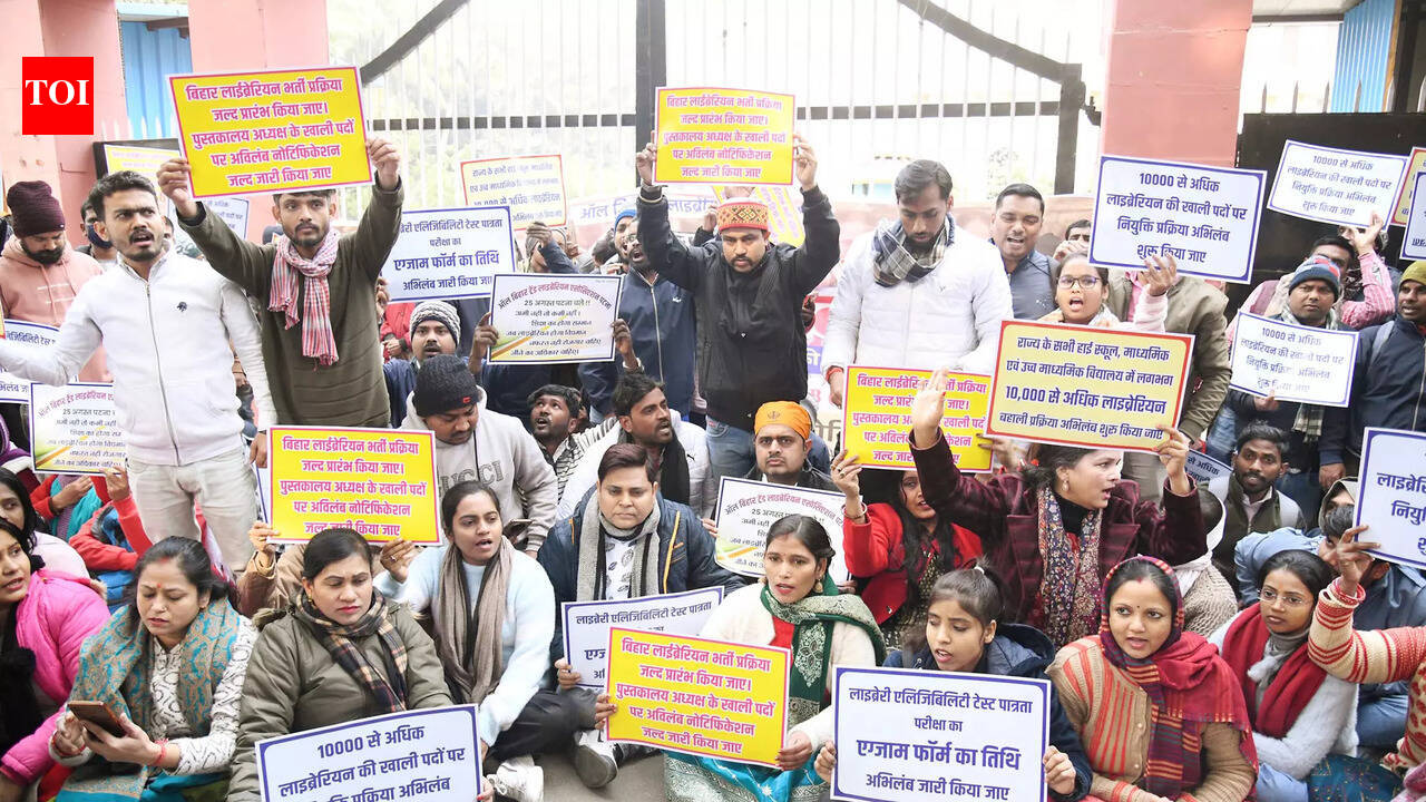 Librarian aspirants protest over recruitment delays