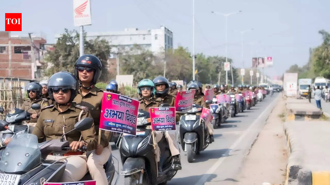 Women police hold ‘Abhaya Brigade’ scooter rally in Aurangabad