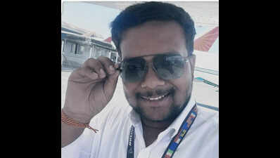  Young air ambulance captain from Latehar killed in Chatra crash; distraught father, villagers rush through forest night