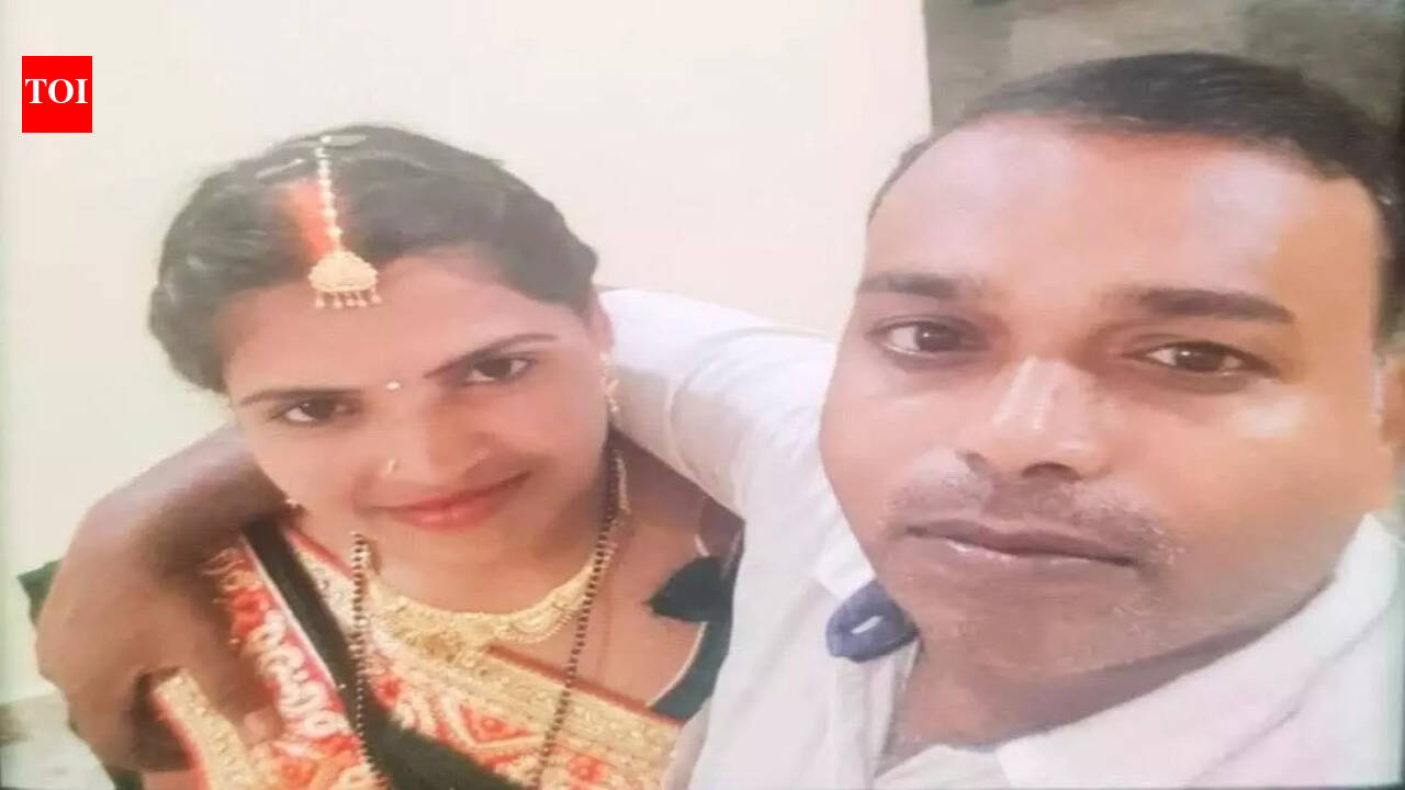 Family arranges Rs 8 lakh for airlift of burns victim; Delhi-bound ambulance crashes in Chatra, three relatives dead