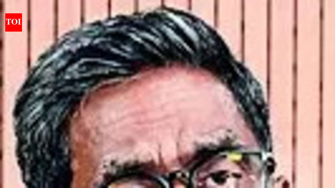 CS reviews law and order ahead of Holi