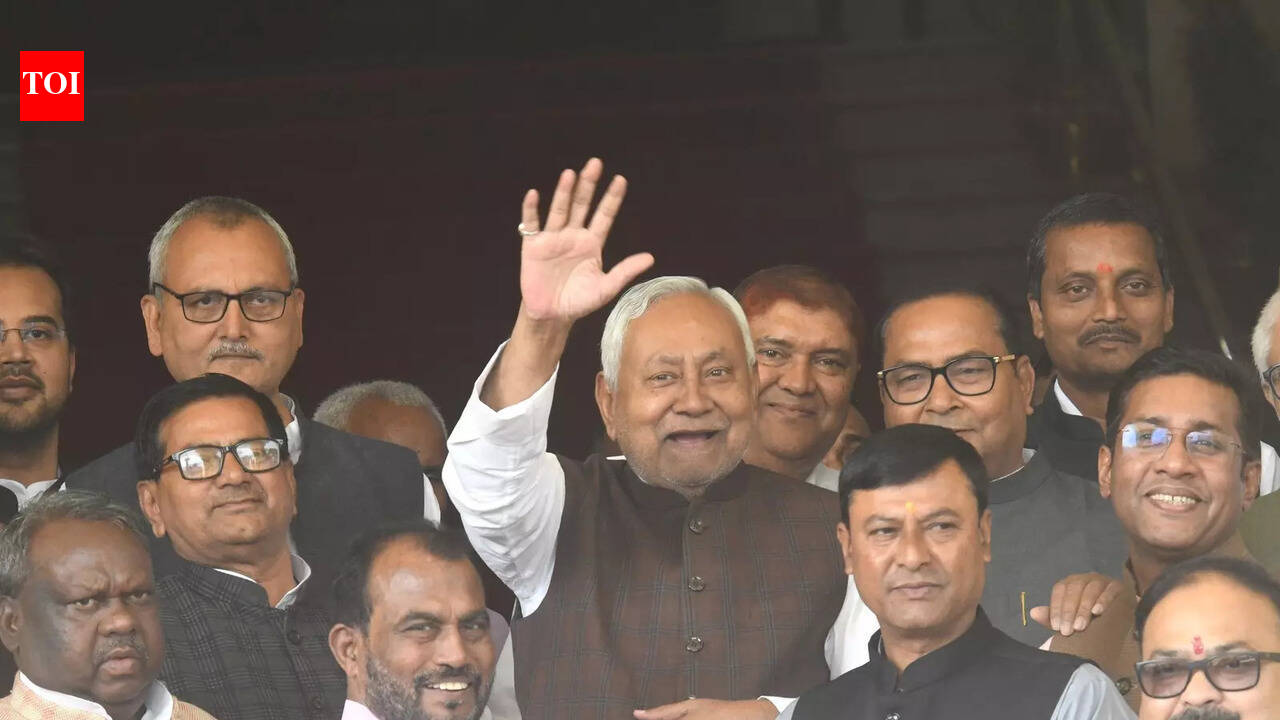 Ruckus in House over police action as Nitish slams RJD