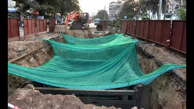 From Sanskarinagari to ‘sinkhole city’: Vadodara’s road crisis