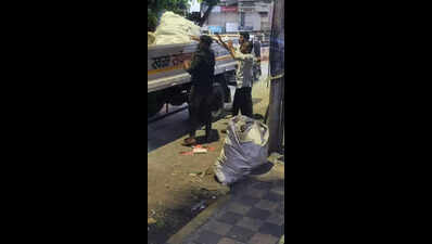 PMC cracks down on illegal hawkers