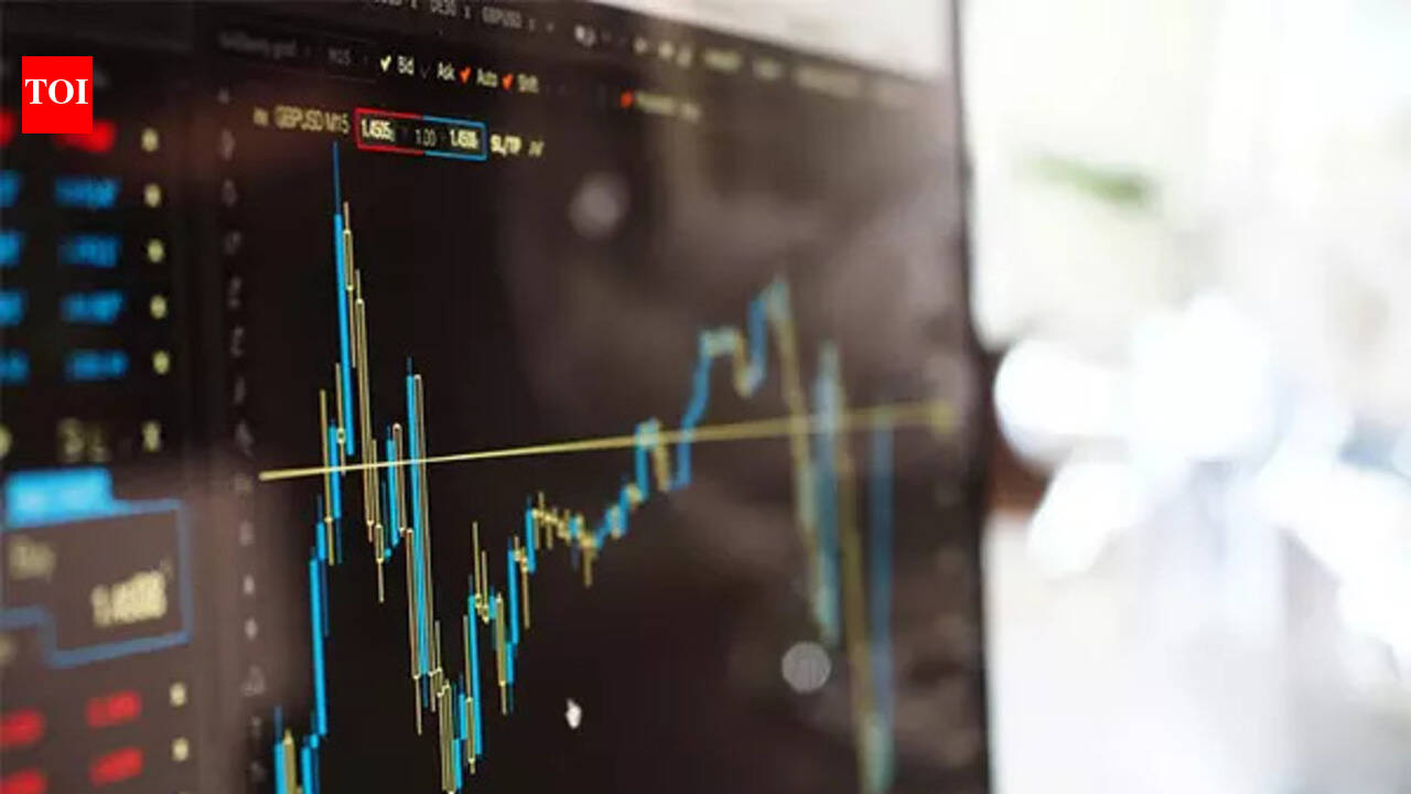 Wall Street sell-off, AI scare for IT stocks sink sensex 1,069 pts