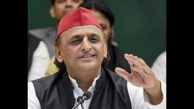Akhilesh accuses BJP of weakening education system