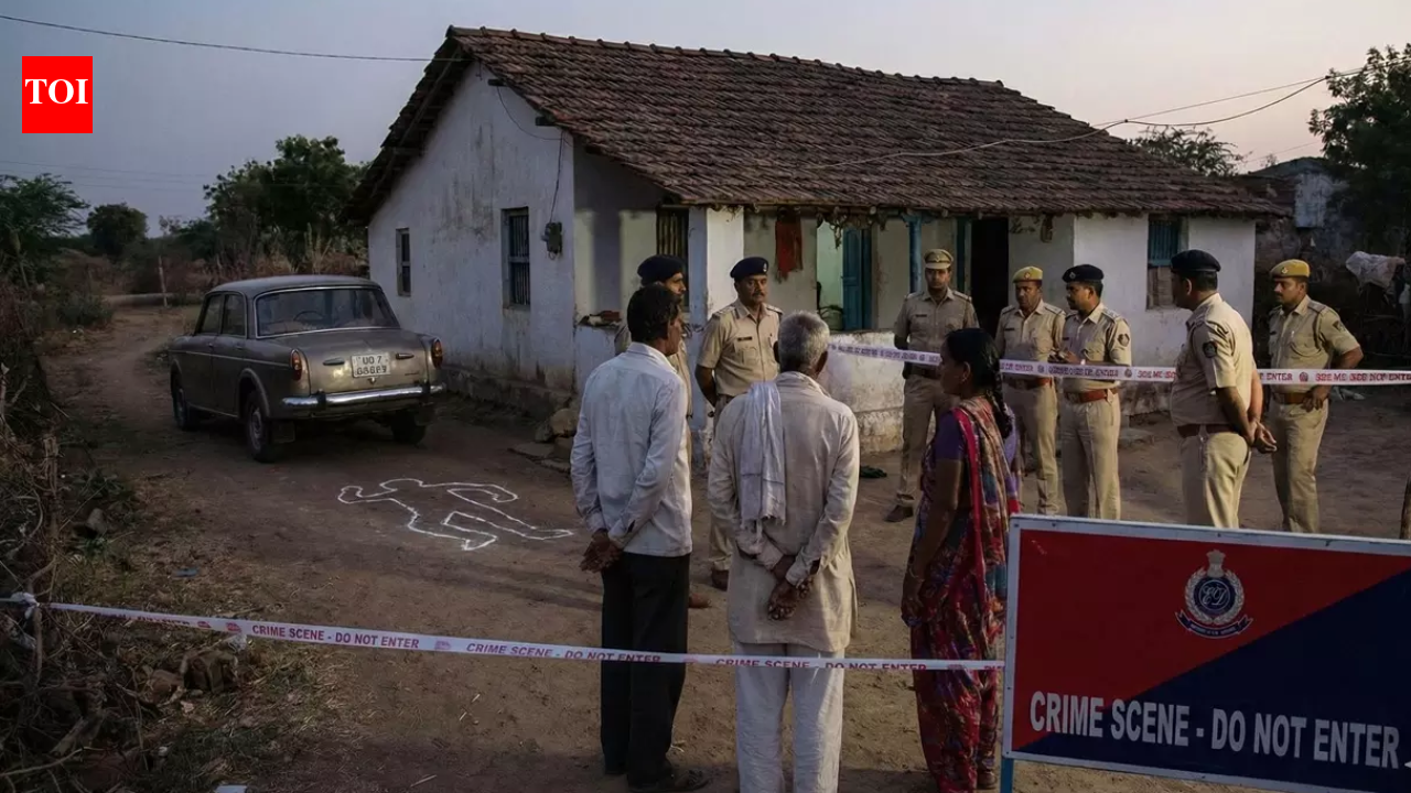 16-year-old girl holds father’s legs as elder sister slits his throat in UP