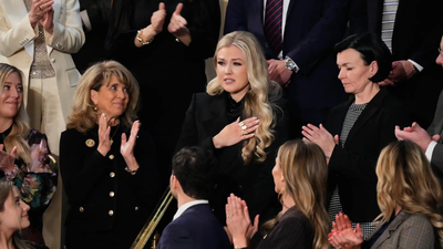  Donald Trump pays tribute to the Kirks in State of the Union speech