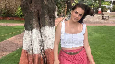 Shraddha Arya has a blast at her all-girls trip with friends in Pattaya without her twin babies