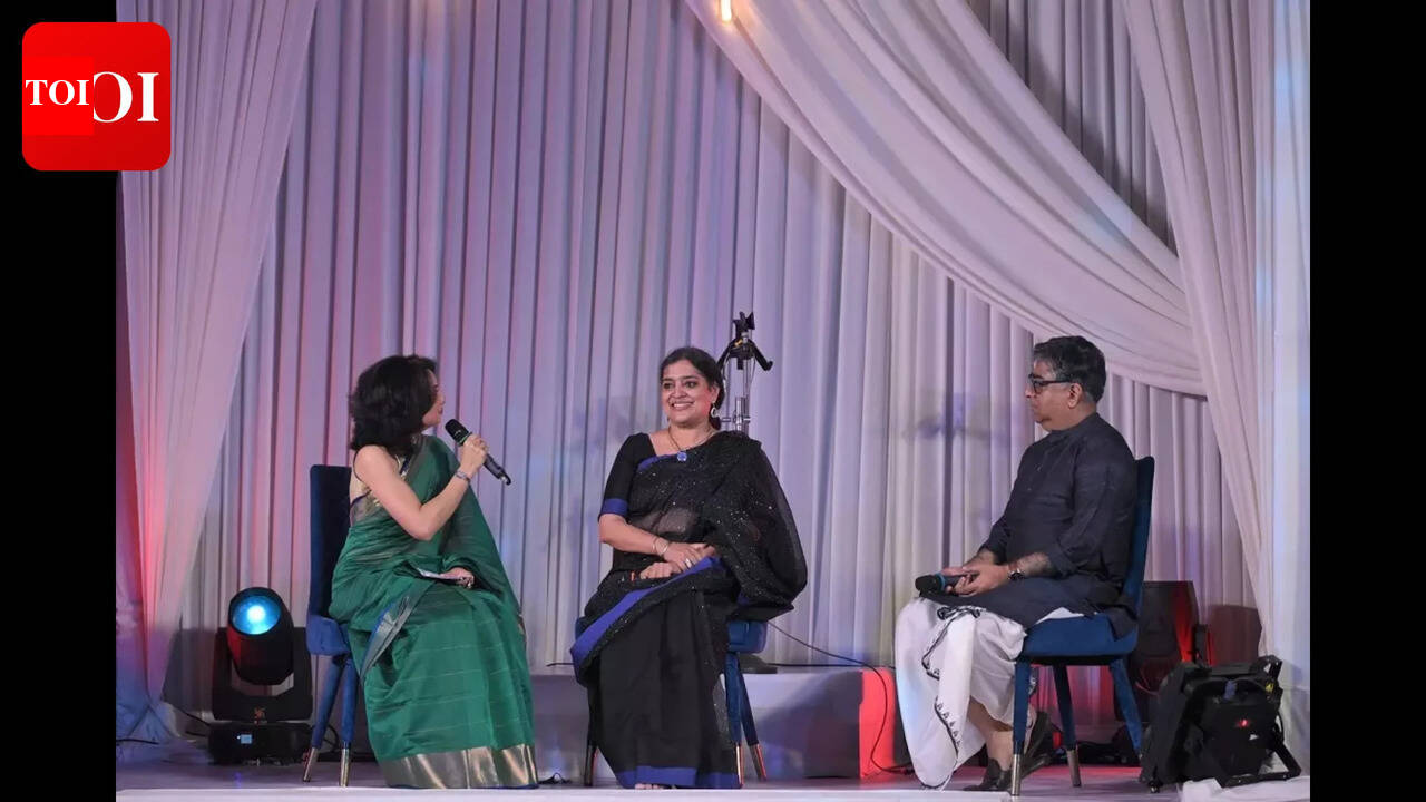 An ode to the loom and the city that inspires it