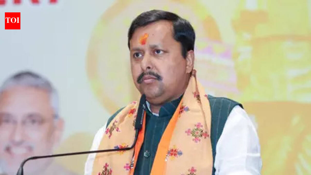 Rahul poster boy of negative politics: BJP chief