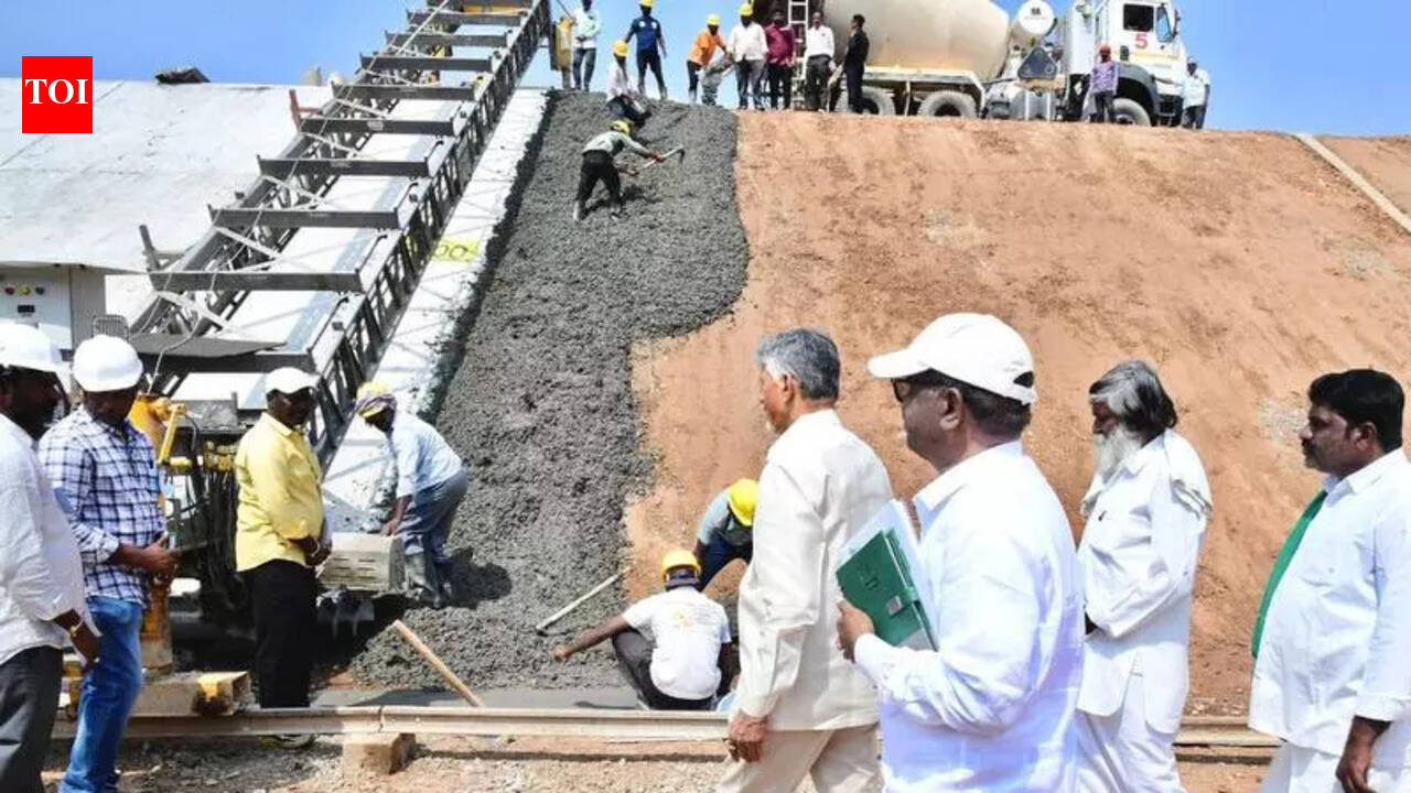 Veligonda Project: Naidu lays stone for Rs 456 crore Veligonda canal ...