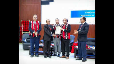 IIT BHU ex-prof receives Naga university award