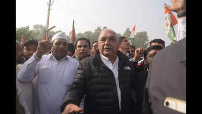 HC sets aside charges against Hooda in AJL plot case