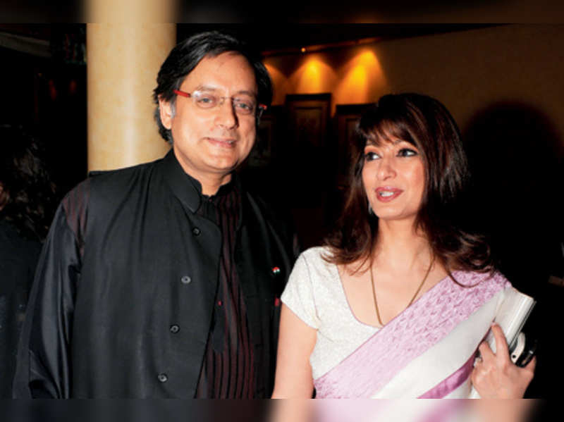 Shashi Tharoor: Rajinder, Pari Bagga hosted a dinner for Shashi ...