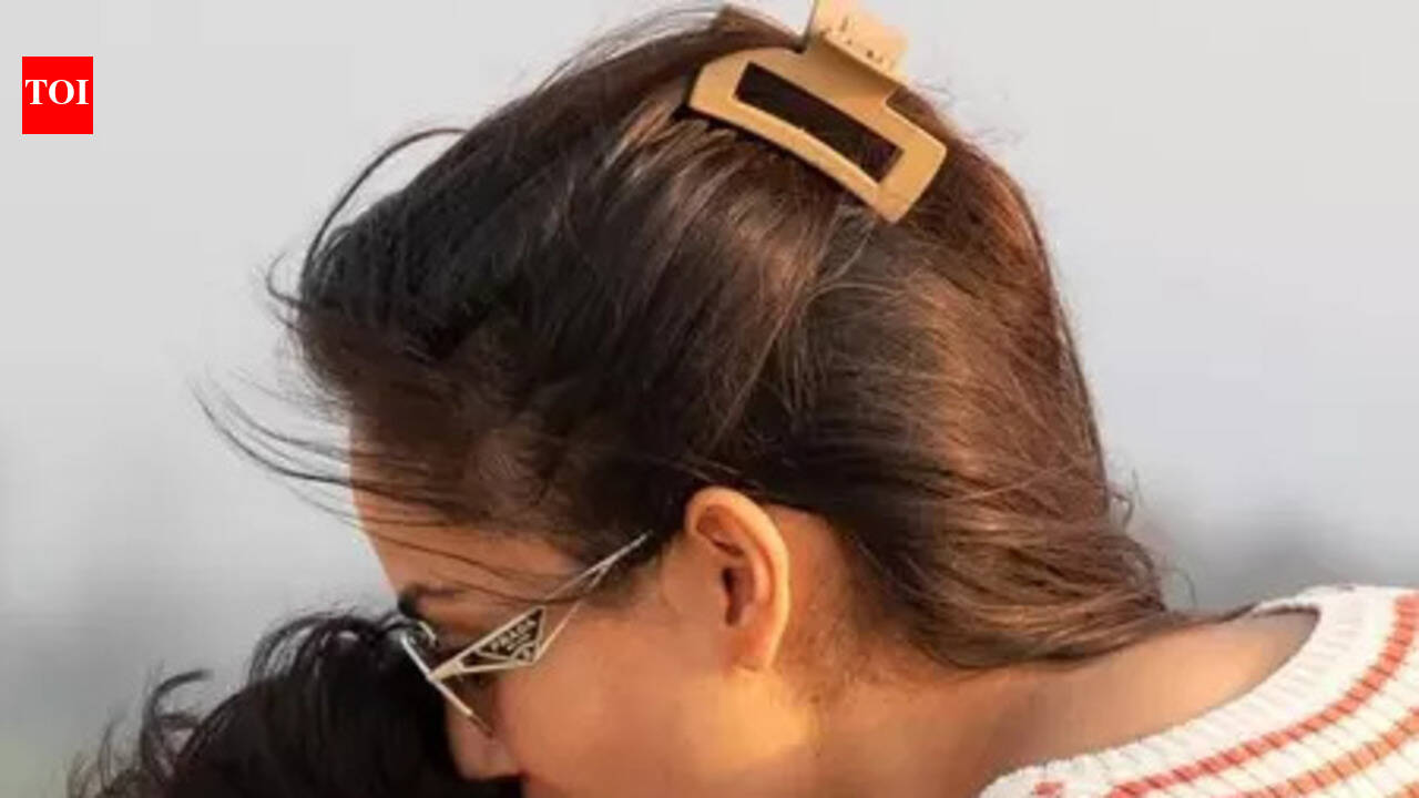 'Simply the best': Mira Rajput kisses birthday boy Shahid Kapoor