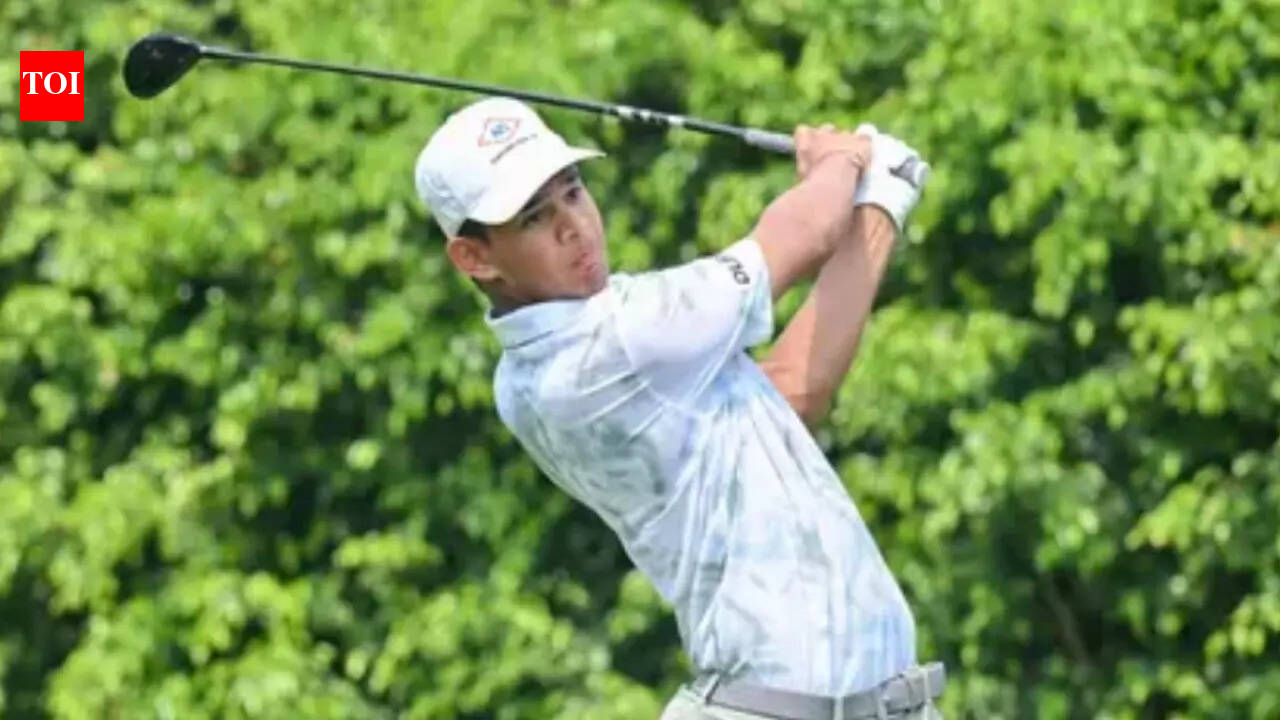 Only 16, Kartik tees up with the grown-ups in big league